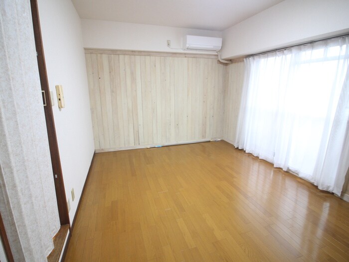 物件内観写真5　(居室)