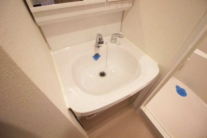 物件内観写真13　(洗面)