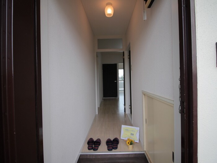 物件内観写真7　(廊下)