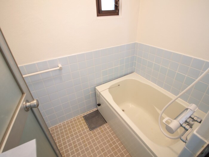 物件内観写真12　(バス／シャワールーム等)