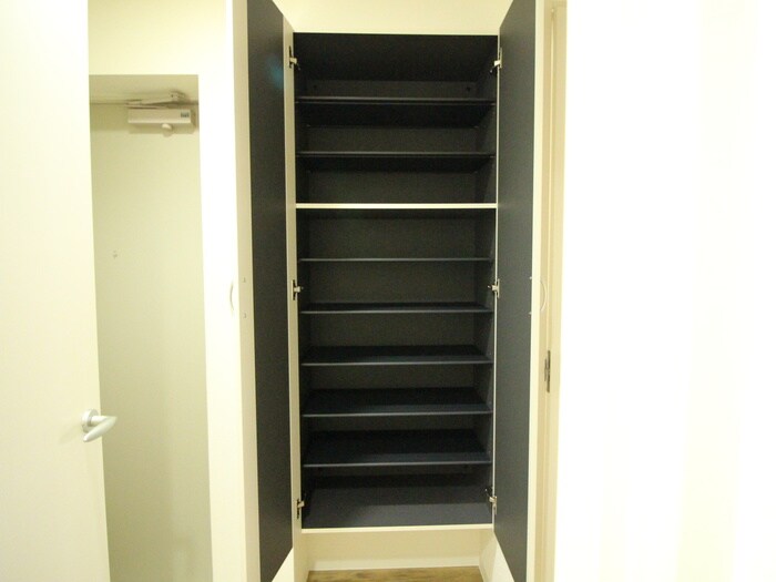 物件内観写真17　(靴箱)