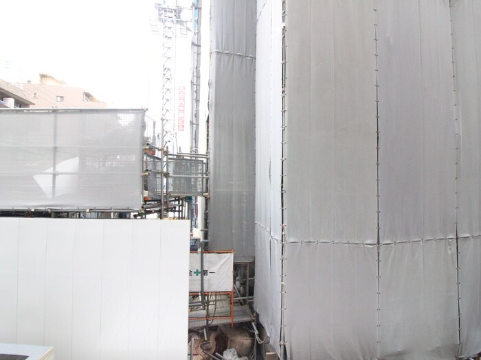 物件内観写真20　(室内からの展望)