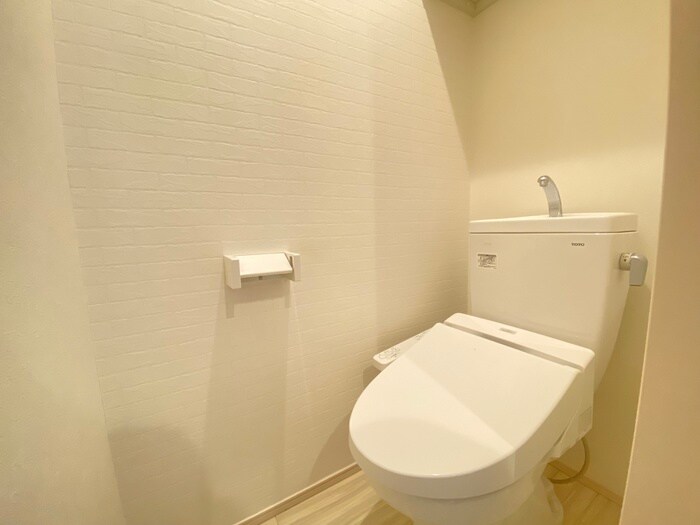 物件内観写真16　(トイレ)