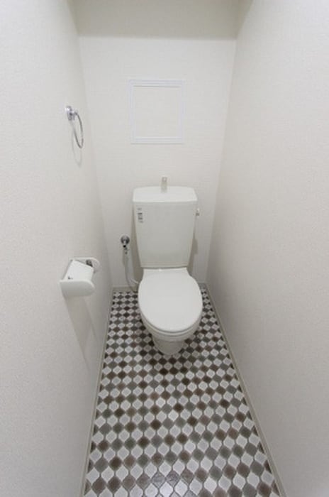 物件内観写真5　(トイレ)