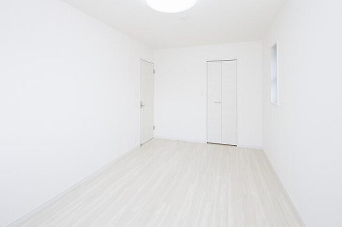 物件内観写真10　(居室)