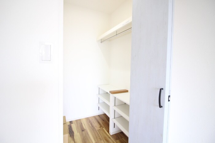物件内観写真14　(収納)