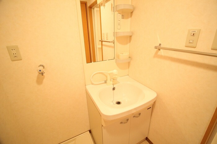 物件内観写真10　(洗面)