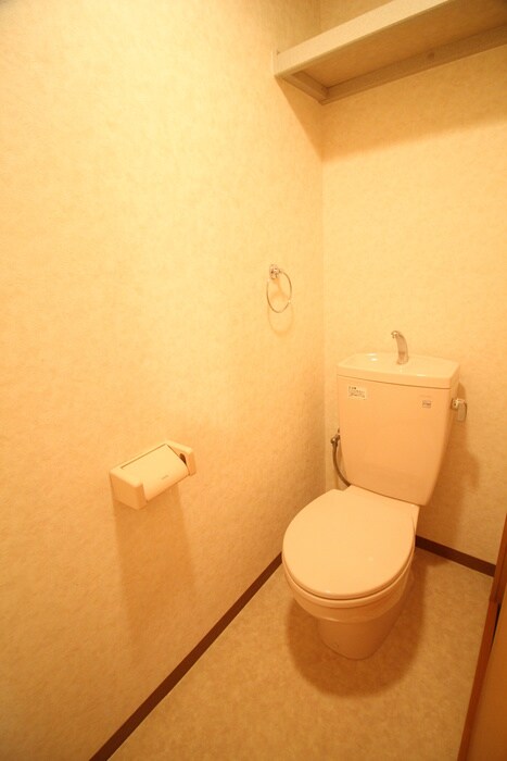 物件内観写真13　(トイレ)