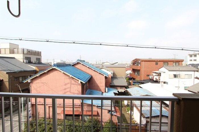 物件内観写真16　(室内からの展望)