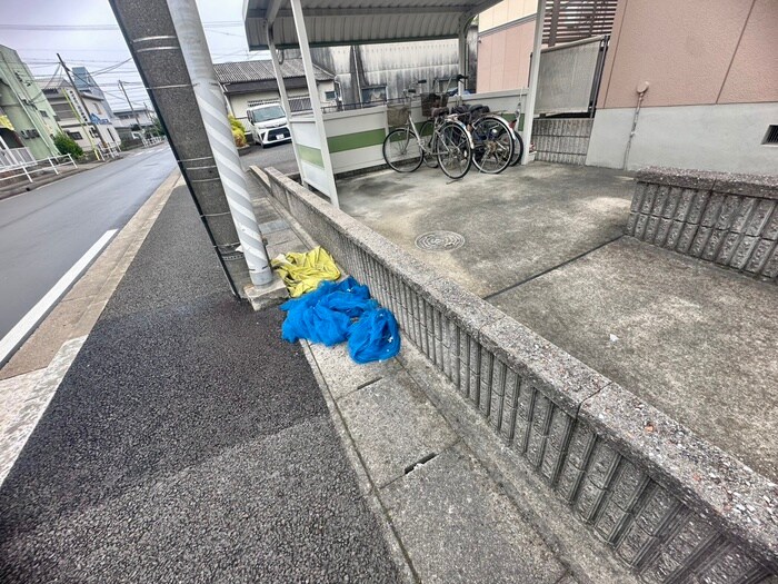 物件外観写真6　(建物設備)