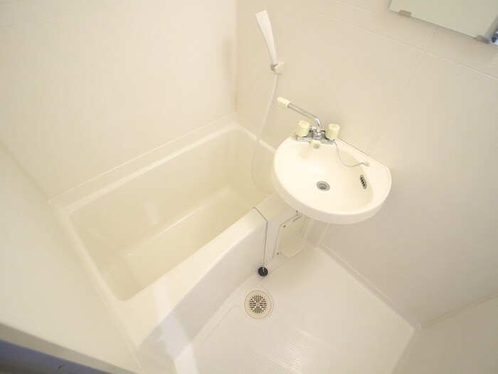 ドーミー徳川園のバス