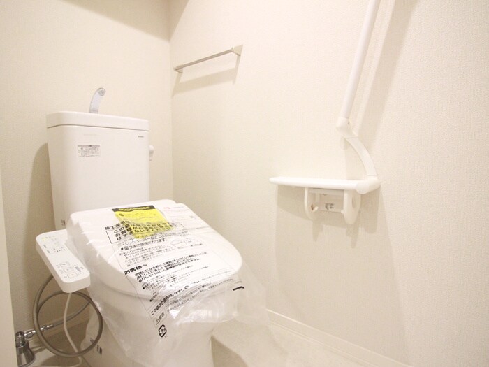 物件内観写真11　(トイレ)