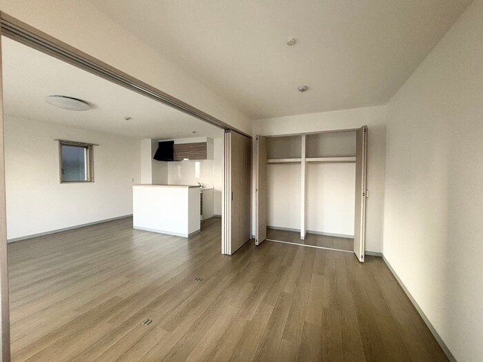 物件内観写真8　(居室)