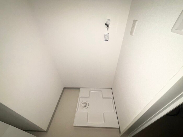 物件内観写真14　(洗濯機置場)