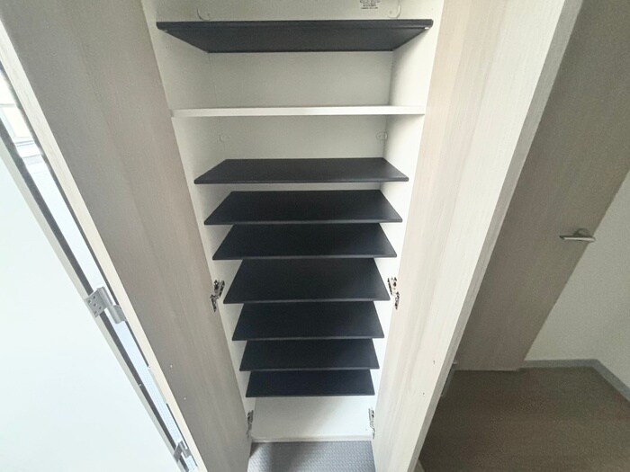 物件内観写真16　(靴箱)