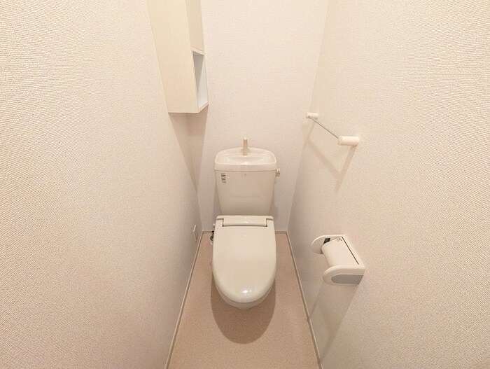 物件内観写真9　(トイレ)