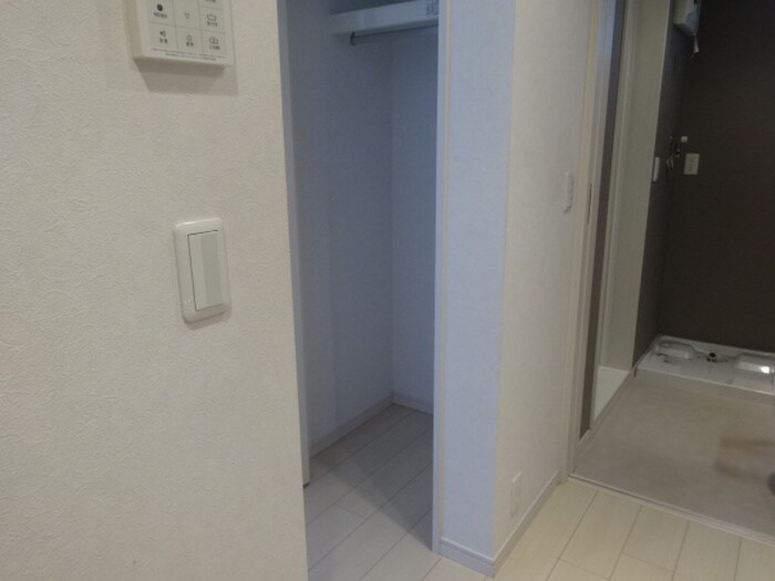 物件内観写真16　(収納)