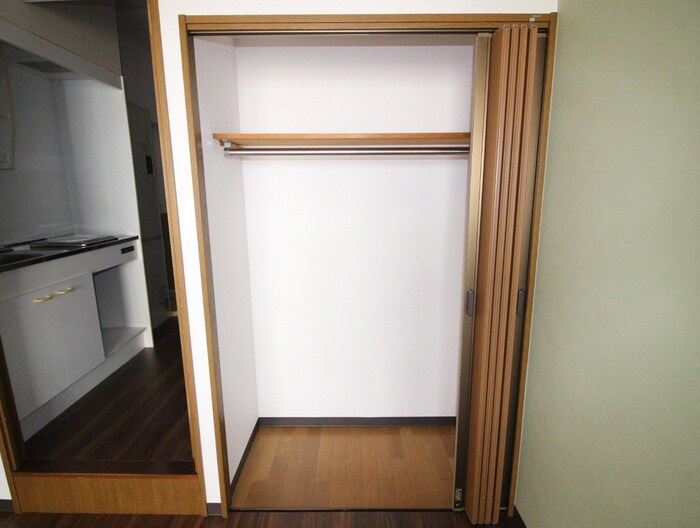物件内観写真11　(収納)