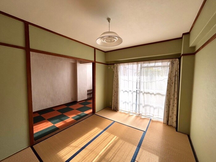 福富ビルの居室