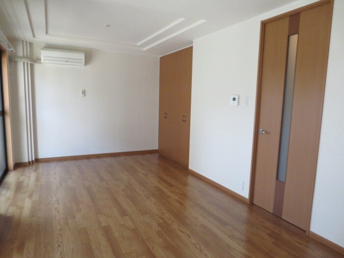 物件内観写真4　(内観写真)