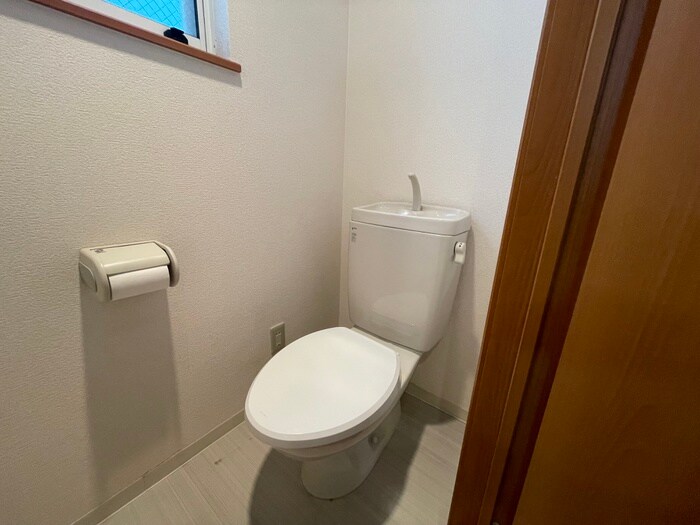 物件内観写真11　(トイレ)