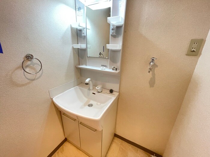 物件内観写真12　(洗面)