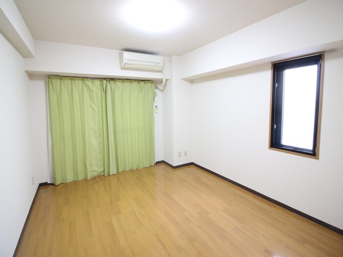 物件内観写真14　(居室)