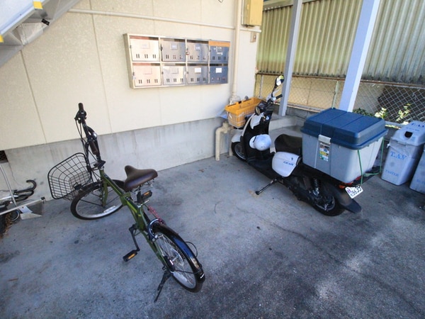 駐輪場