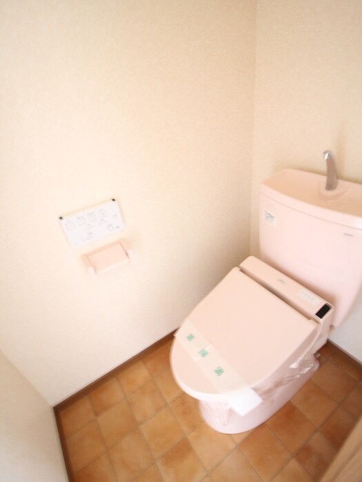 物件内観写真11　(トイレ)