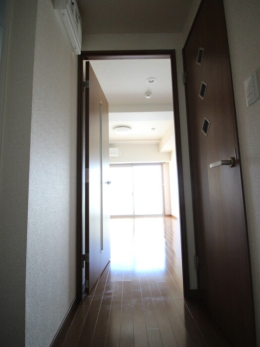物件内観写真19　(廊下)