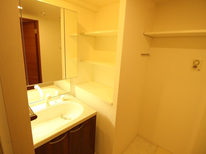 物件内観写真15　(洗面)