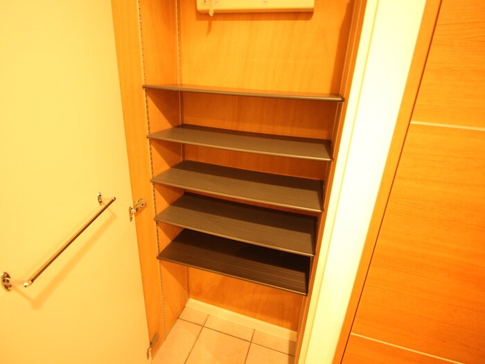 物件内観写真18　(靴箱)