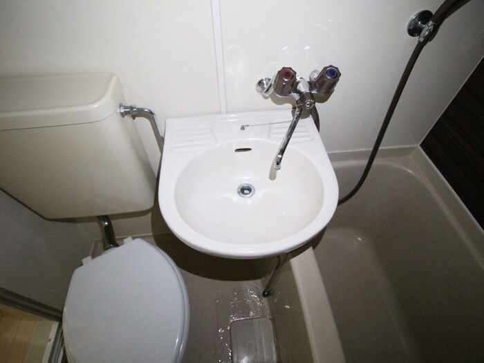 物件内観写真10　(洗面)