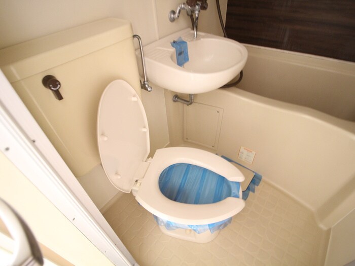 物件内観写真12　(トイレ)