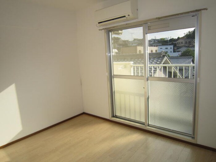 物件内観写真12　(居室)