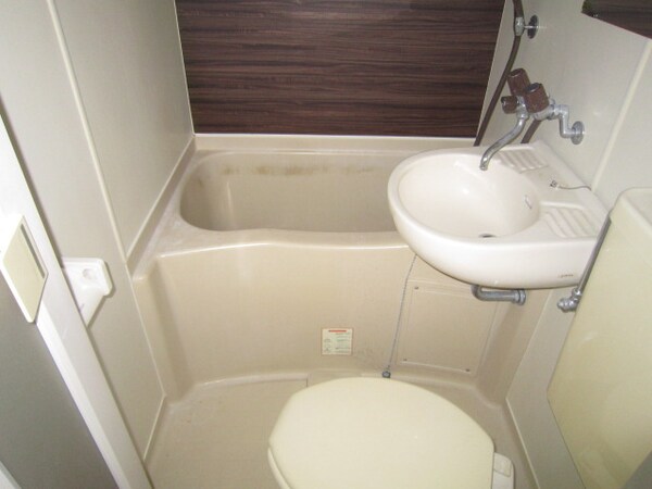 バス／シャワールーム等