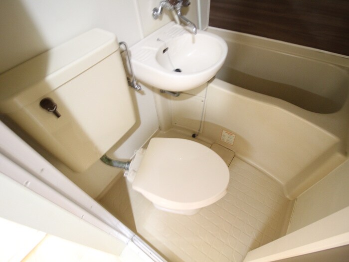 物件内観写真15　(トイレ)