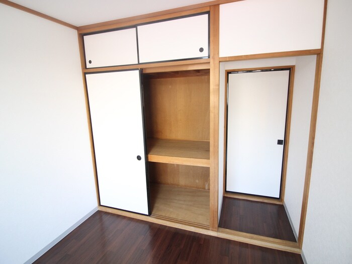 物件内観写真18　(収納)