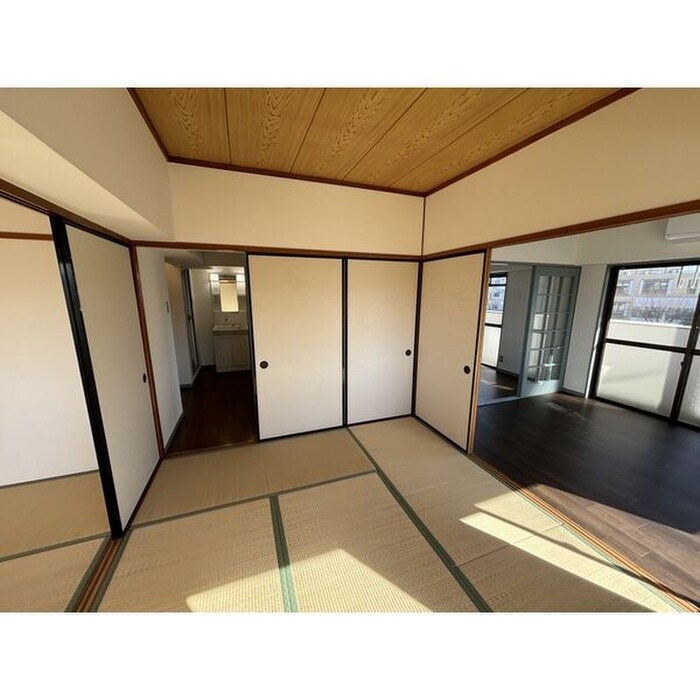 物件内観写真5　(居室)