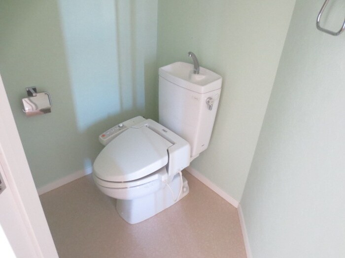 物件内観写真10　(トイレ)