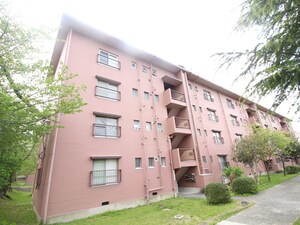 鍋屋上野住宅1号棟（202）外観写真