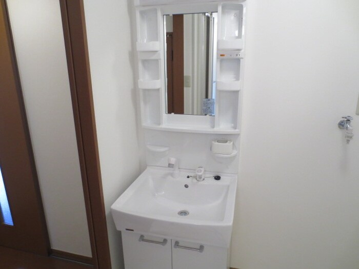 物件内観写真22　(収納)