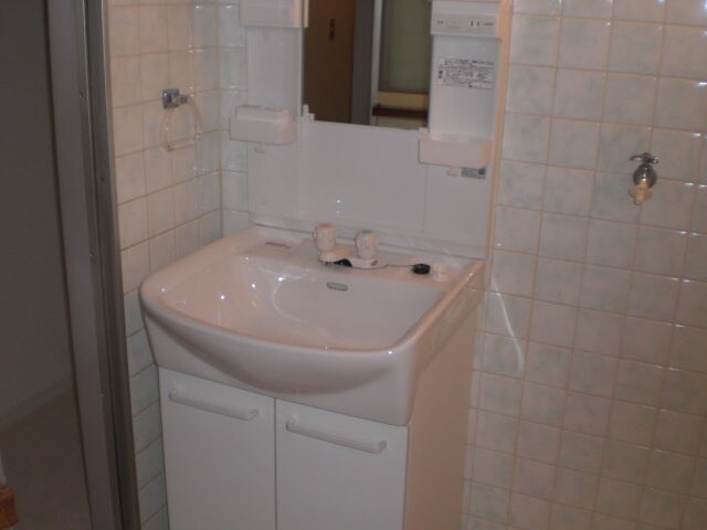 物件内観写真11　(洗面)