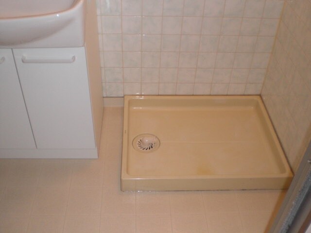 物件内観写真12　(洗濯機置場)