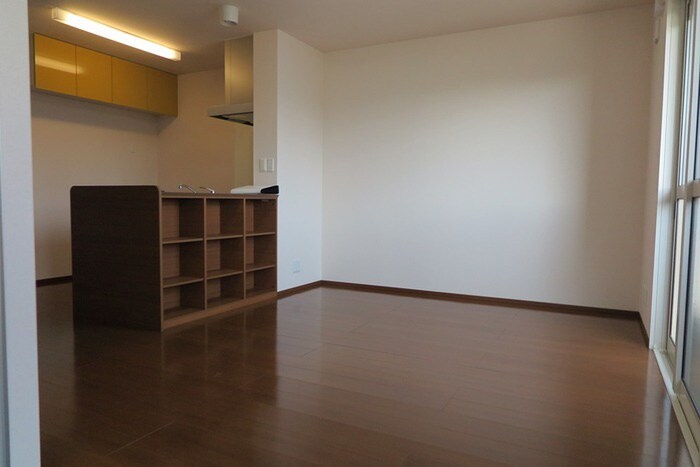 物件内観写真4　(居室)