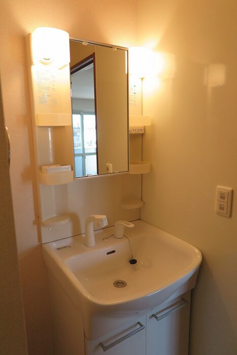 物件内観写真9　(洗面)