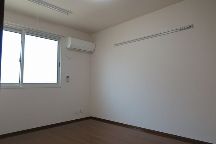 物件内観写真12　(居室)