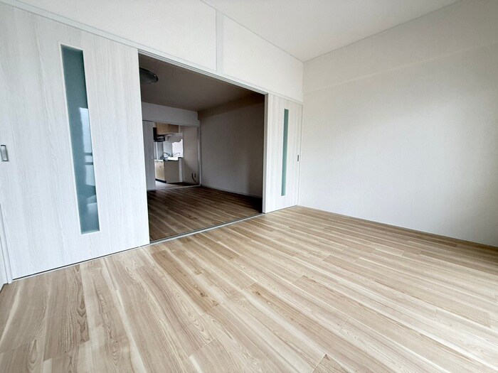 物件内観写真7　(居室)