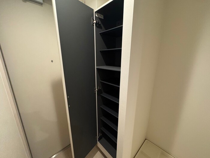 物件内観写真15　(靴箱)