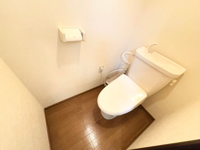 物件内観写真12　(トイレ)